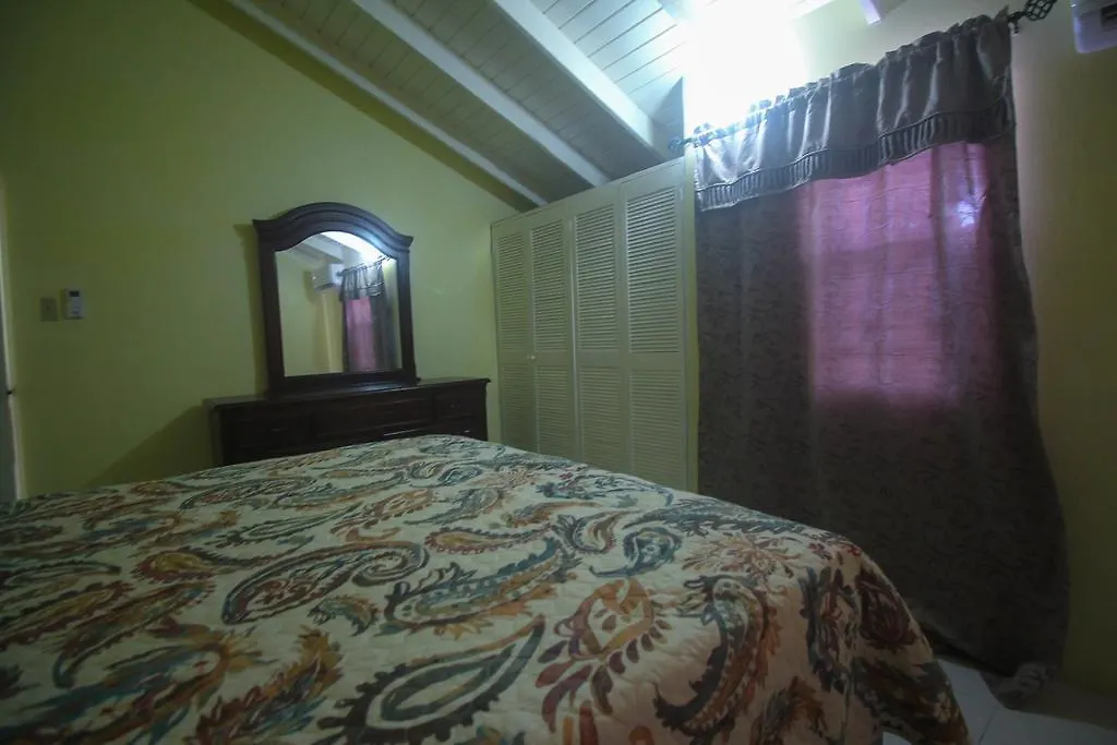 Blue Hills-Vacation Home Montego Bay Hébergement de vacances